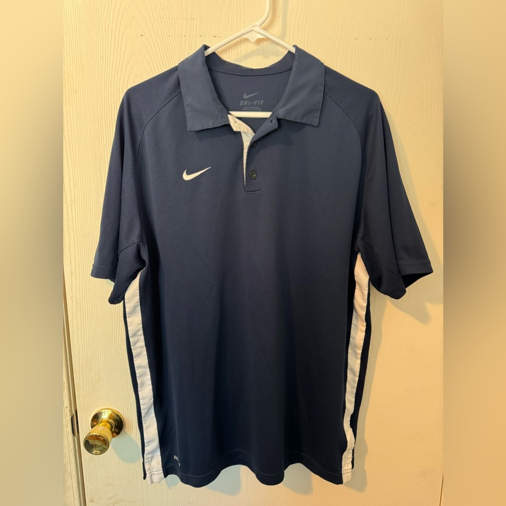 Men’s polo - Nike dri-fit size large